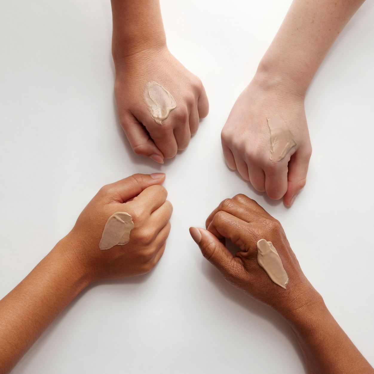 Brightening Sunscreen Minerals Broad Spectrum SPF 30 Gel-Cream