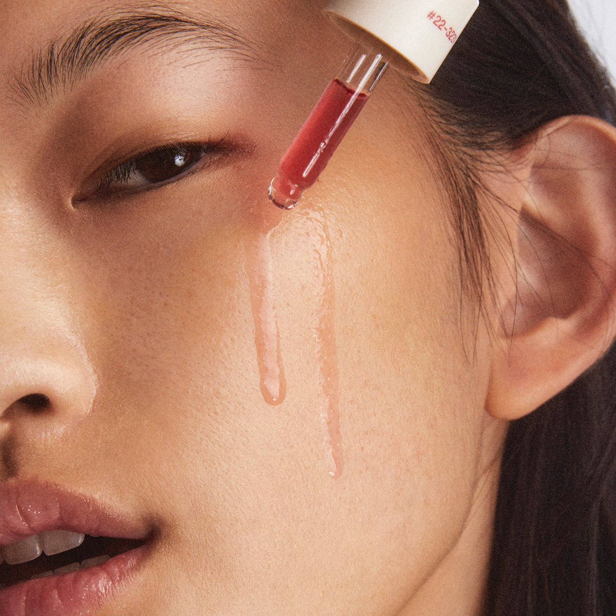 Instafacial Plasma Bioactive Growth Factor Serum