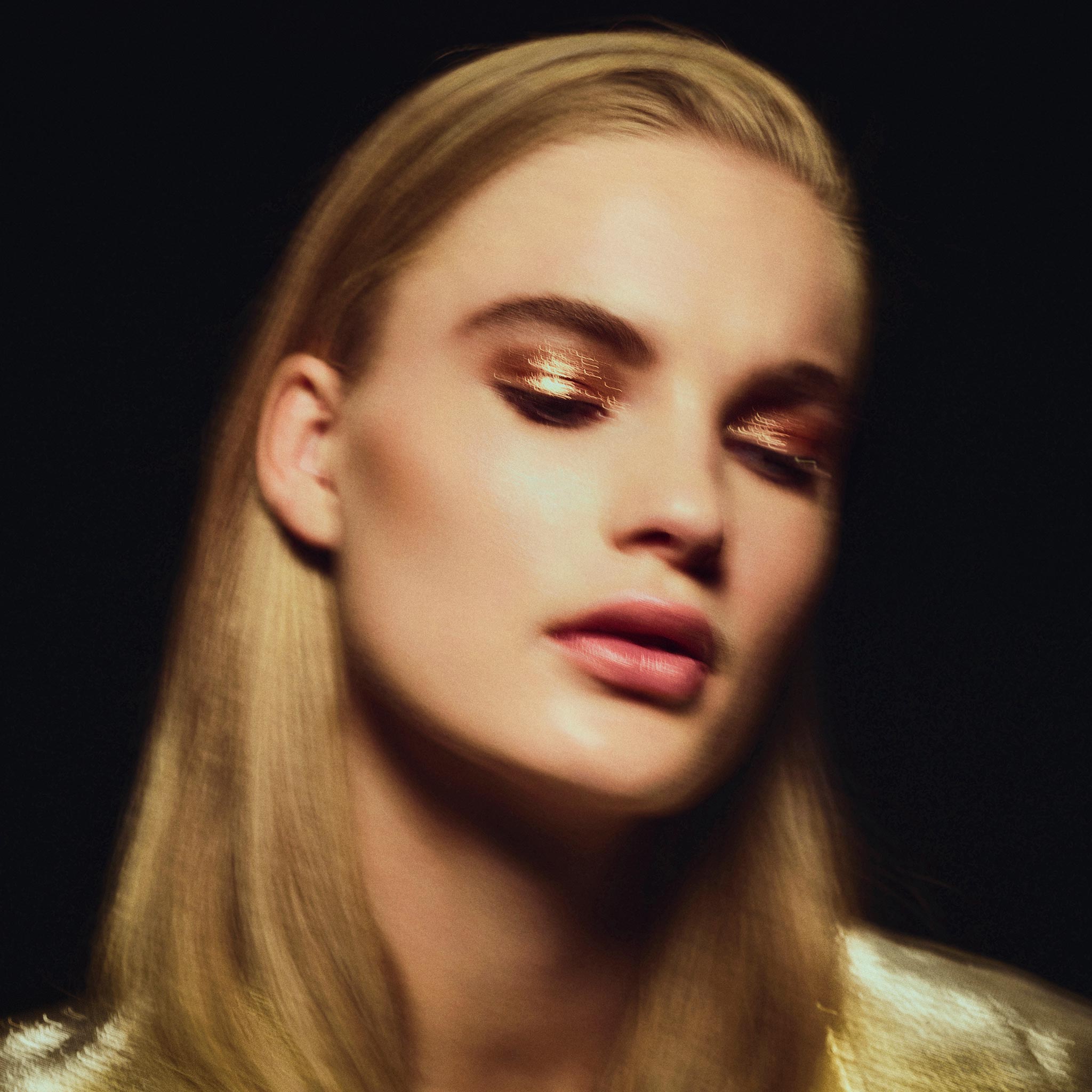 Scattered Light Glitter Eyeshadow