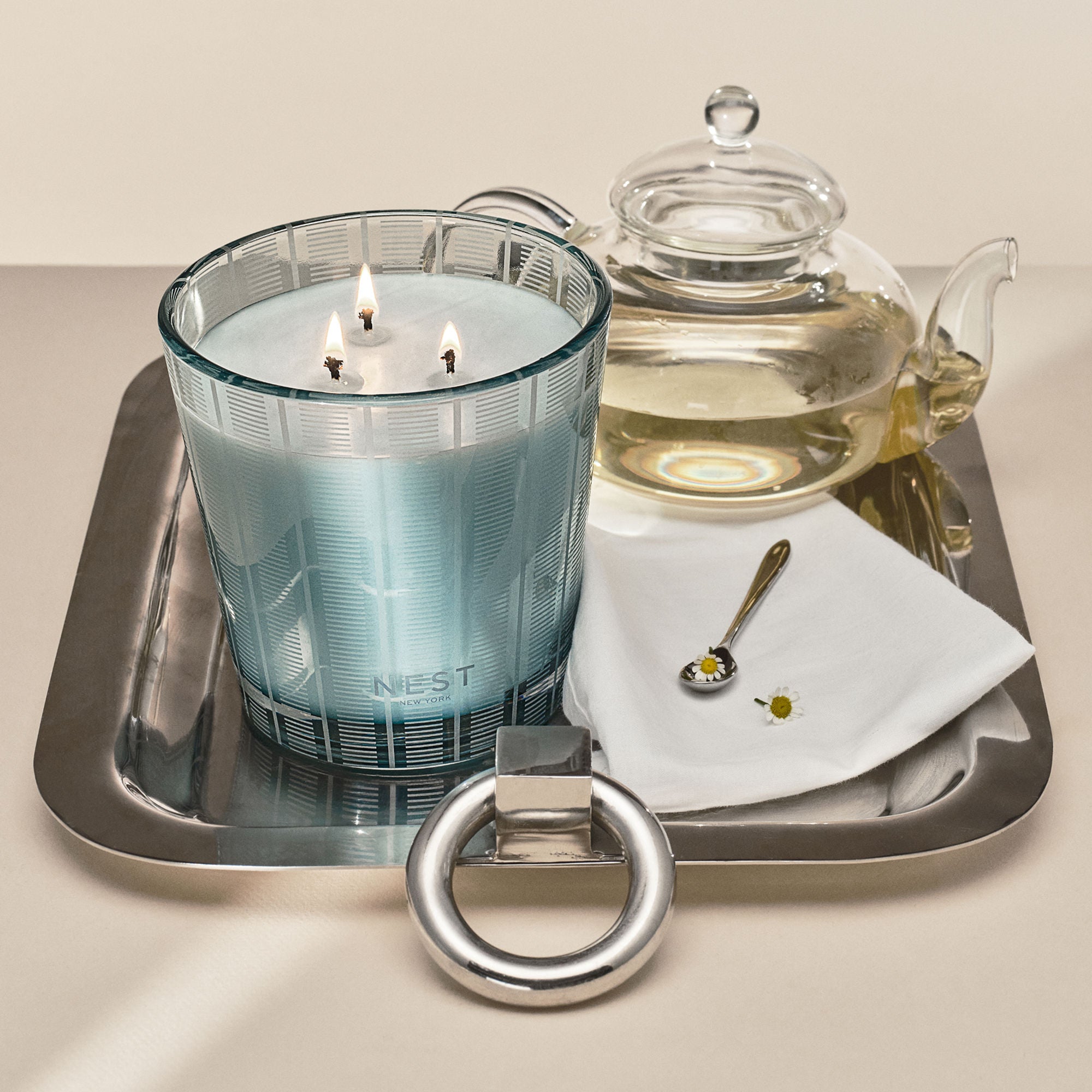 Driftwood & Chamomile Candle