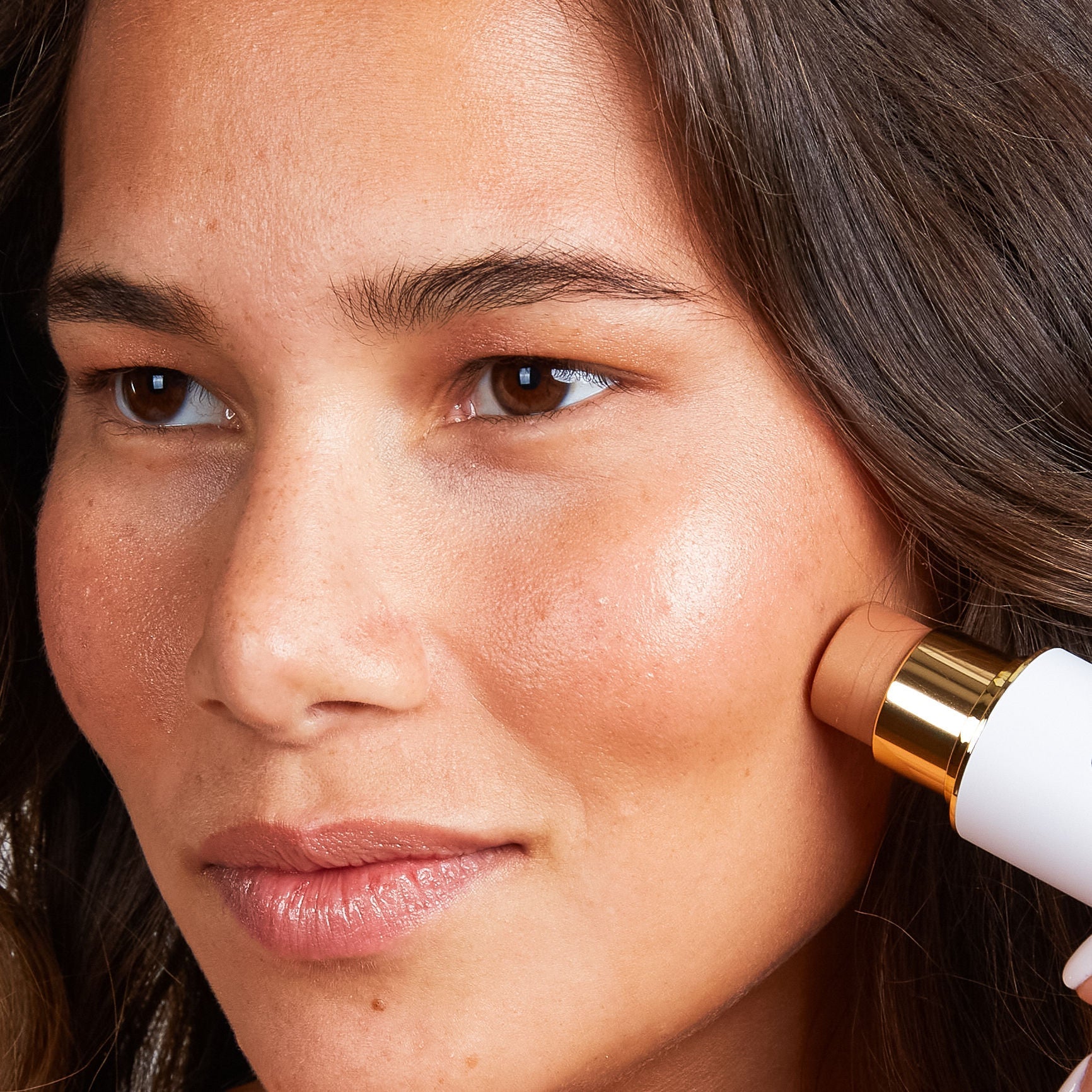 Sculpted Face Stick