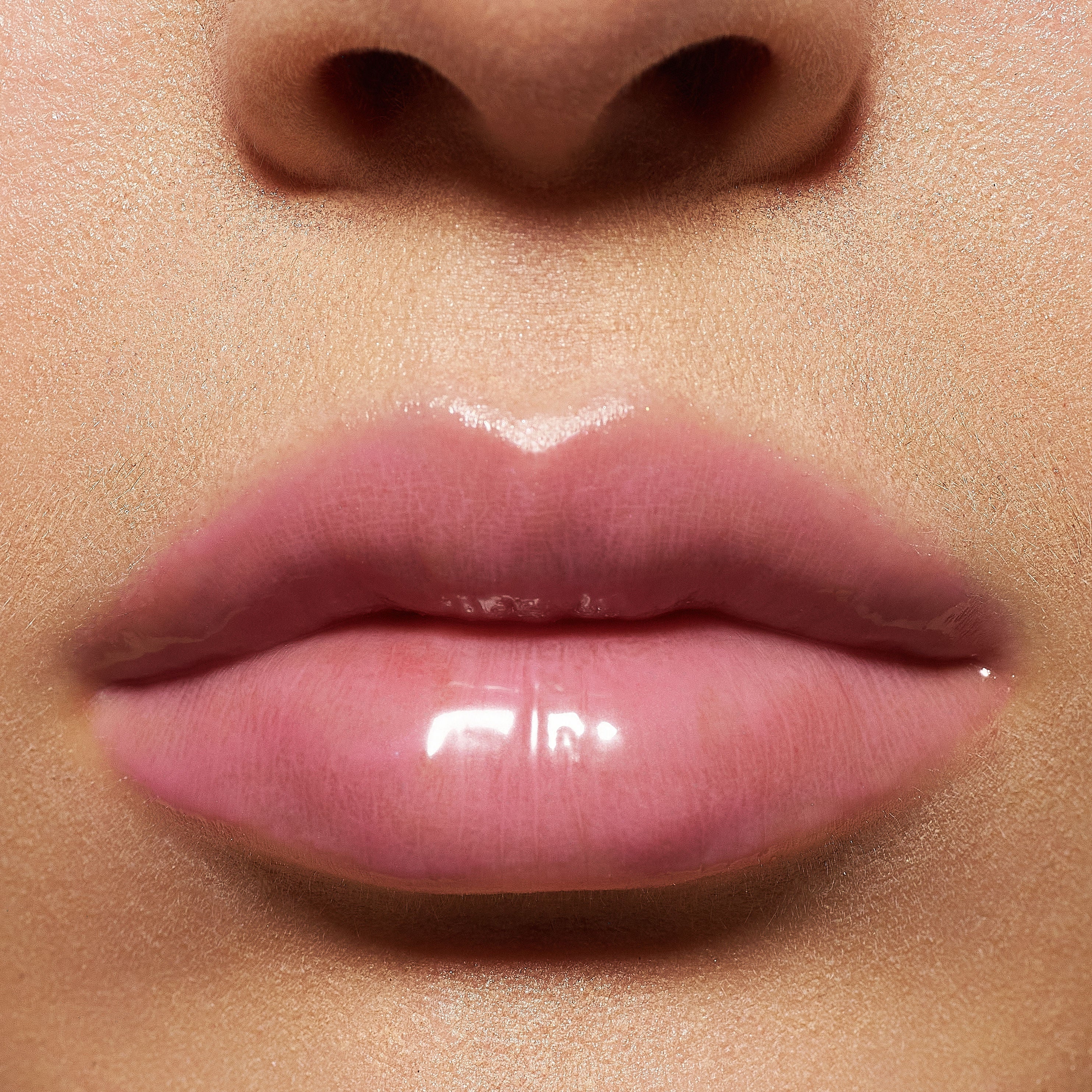 Glisten Up Lip Gloss