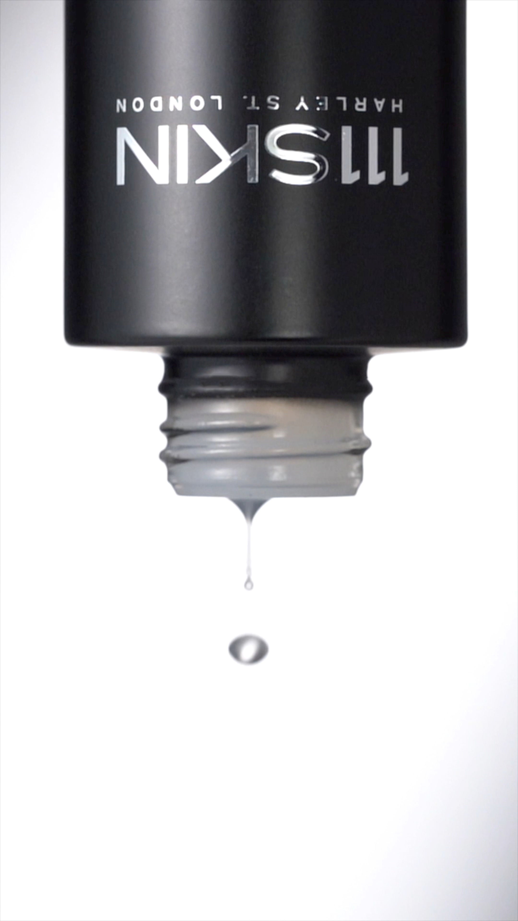 Celestial Black Diamond Brightening Essence