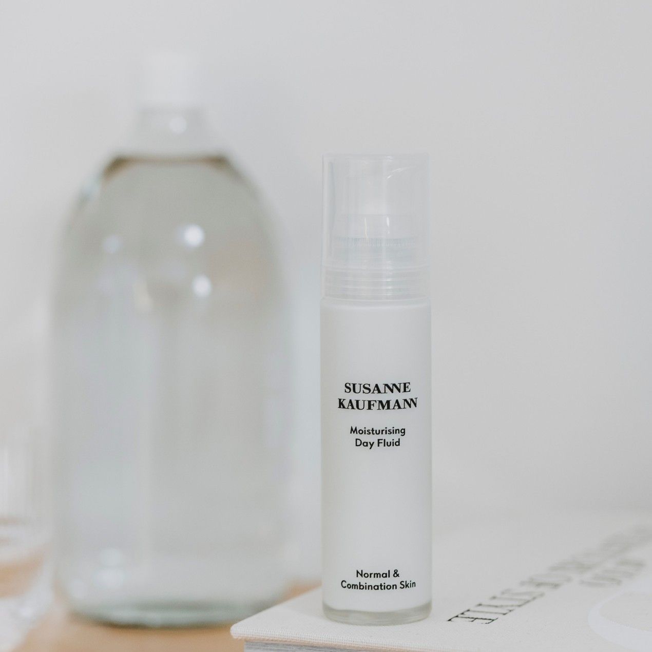 Moisturizing Day Fluid