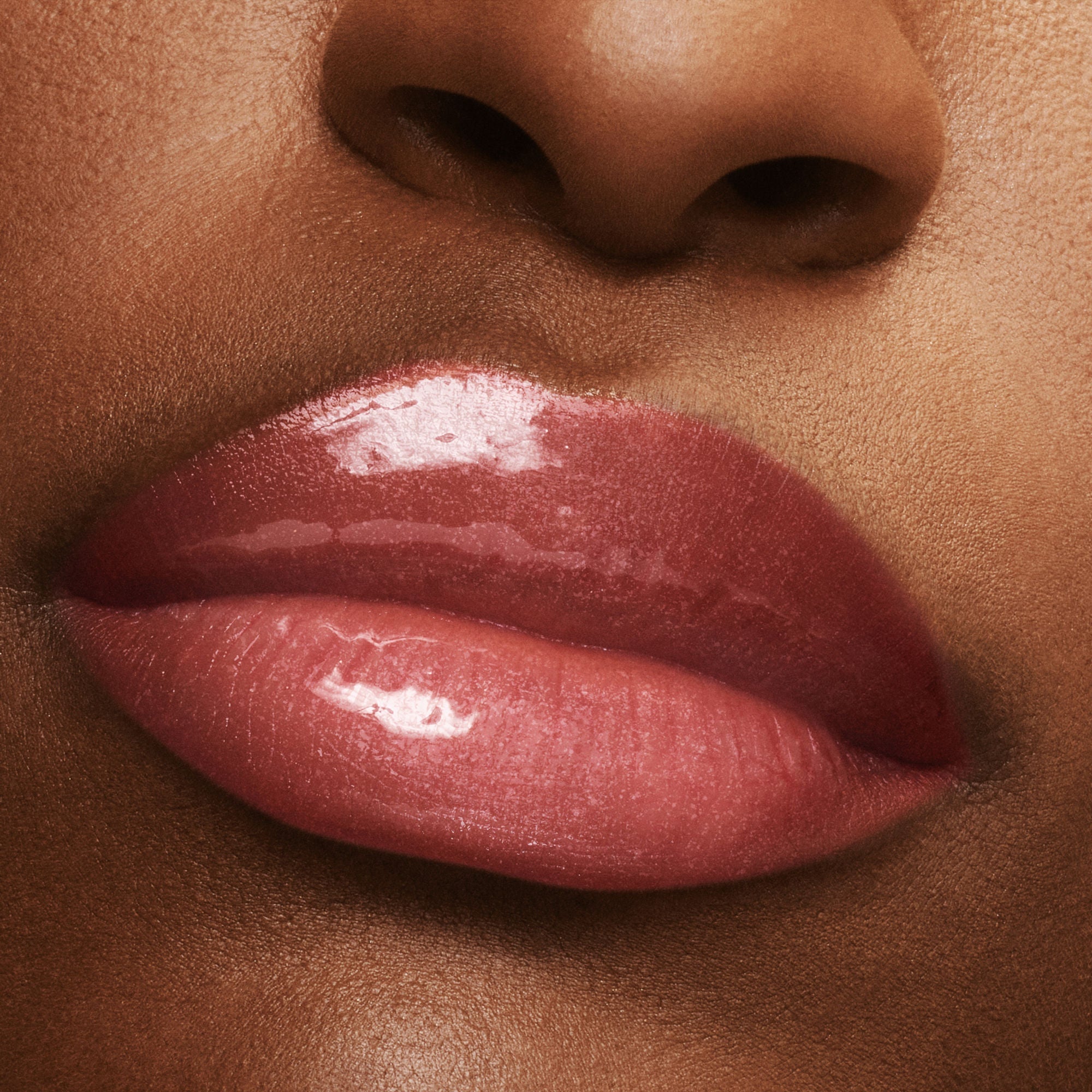 Gloss Luxe Lip with Hydrating Jojoba Oil
