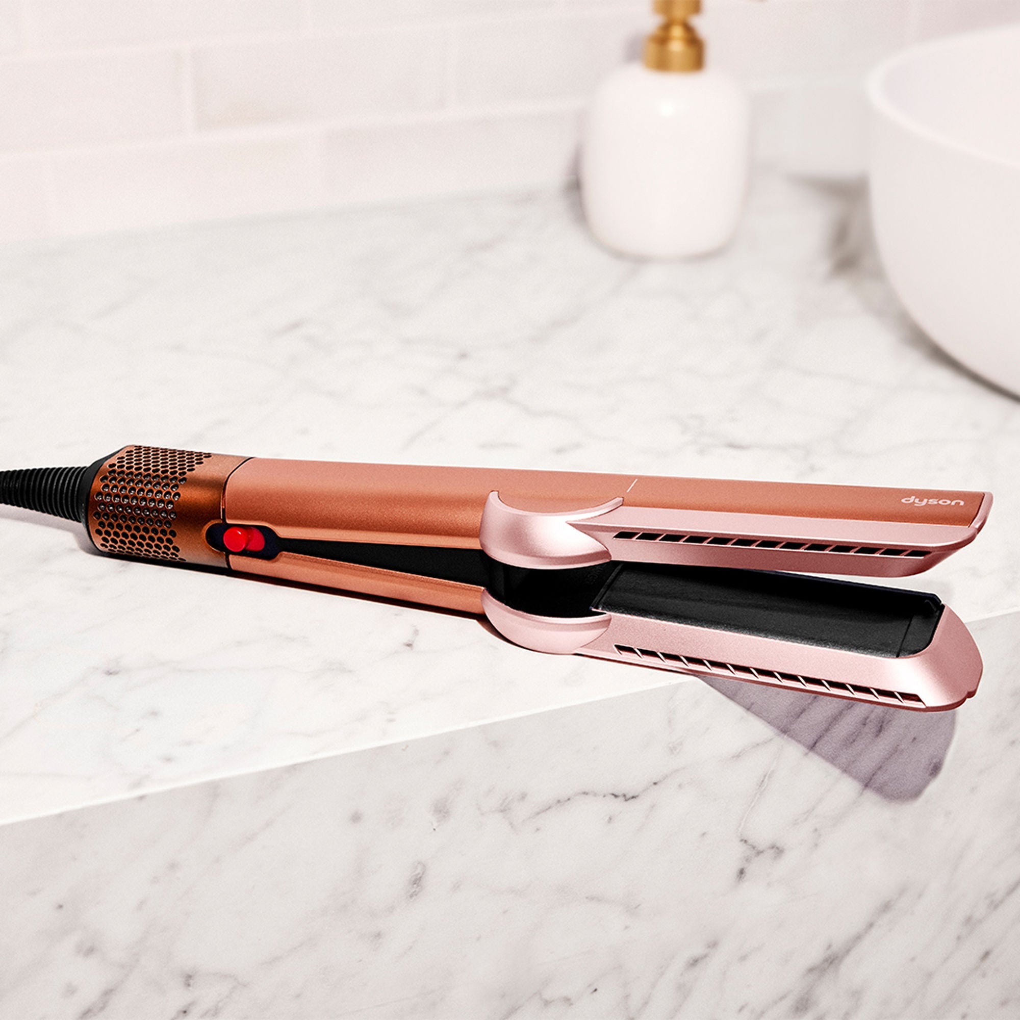 Airstrait Straightener