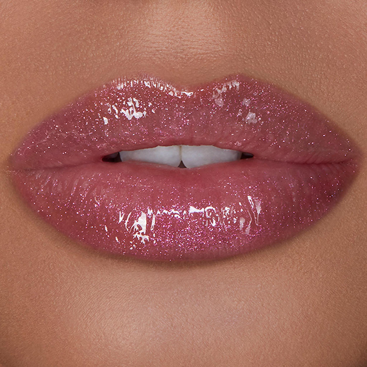 Unreal High Shine Volumizing Lip Gloss