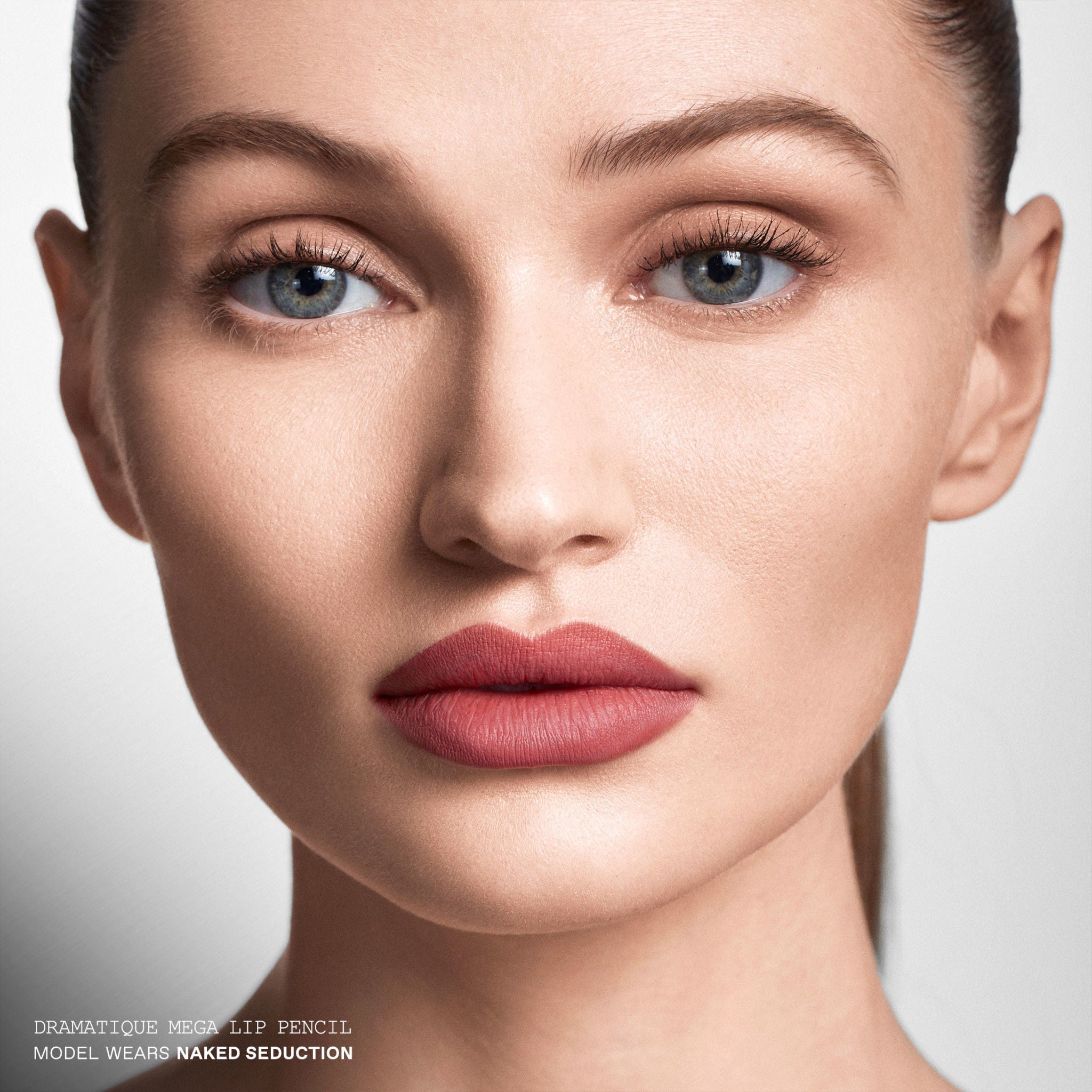 Dramatique Mega Lip Pencil