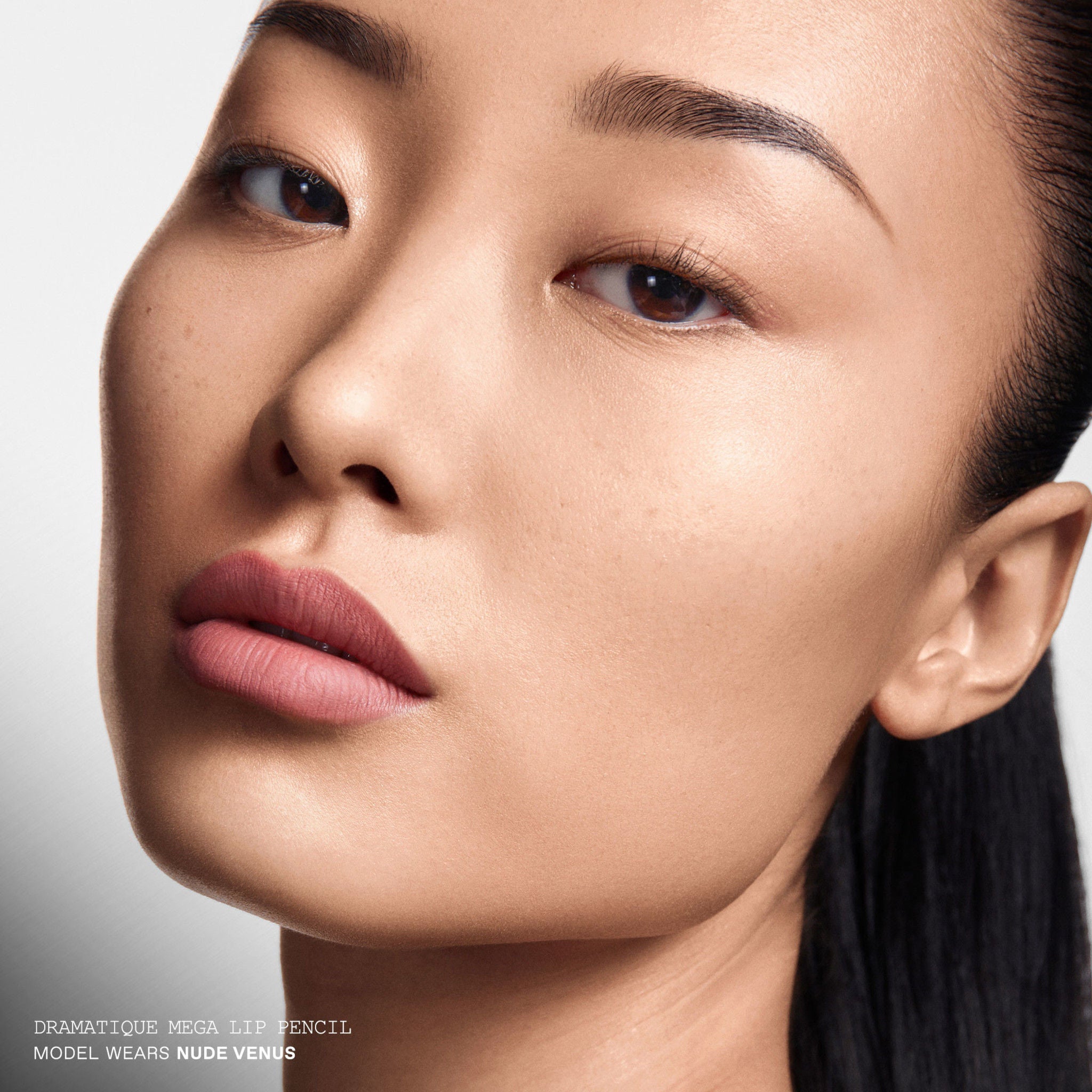 Dramatique Mega Lip Pencil