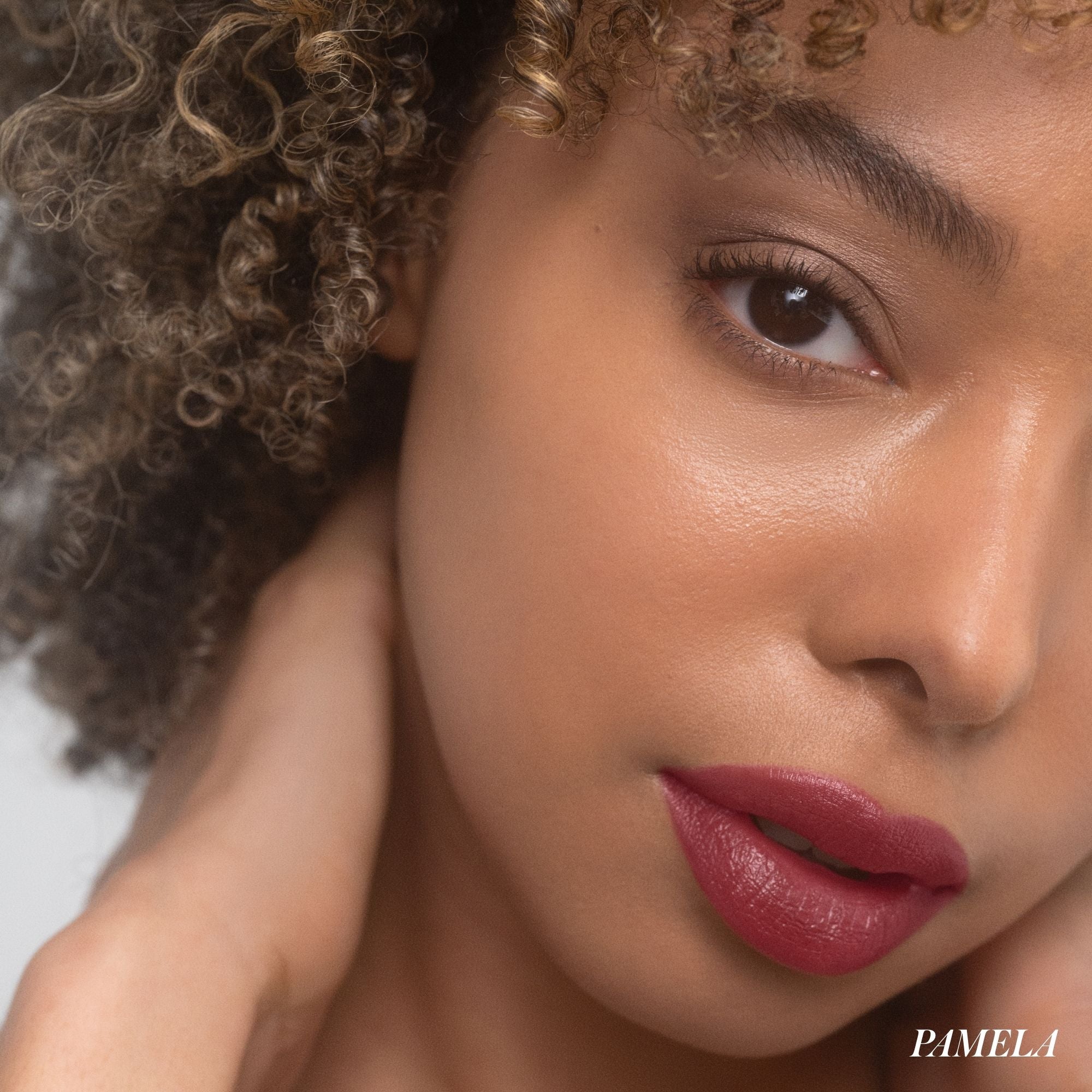 Legendary Serum Lipstick