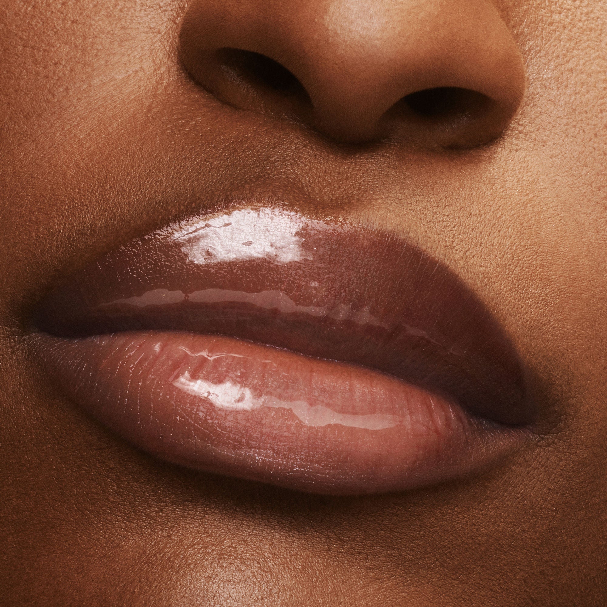 Gloss Luxe Lip with Hydrating Jojoba Oil